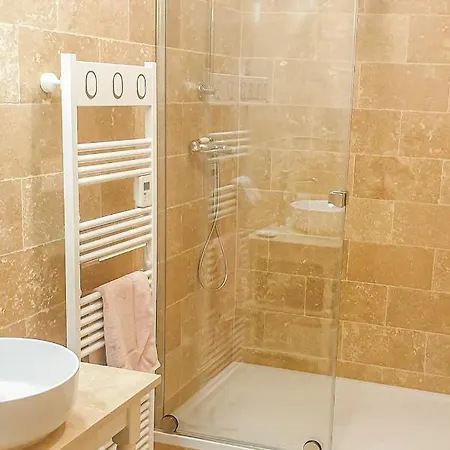 Le Domaine De La Rivaliere Bed & Breakfast 4*