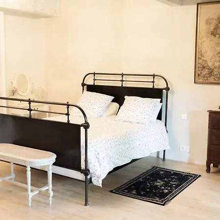 Le Domaine De La Rivalière 4*
