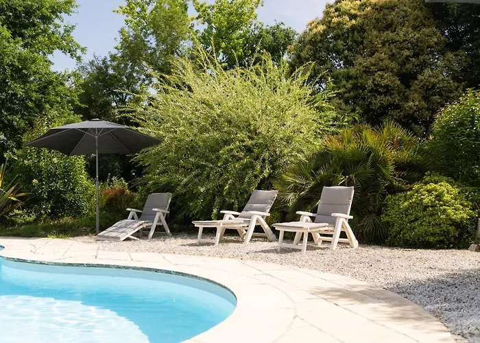 Alojamento de Acomodação e Pequeno-almoço Le Domaine De La Rivaliere Albias